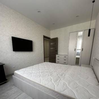 Сдается 1-комнатная квартира, 53,3 м²