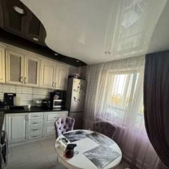 Сдается 2-х комнатная квартира, 60 м²