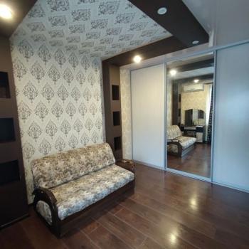 Продается 1-комнатная квартира, 36 м²