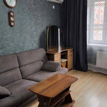 Сдается 1-комнатная квартира, 40 м²