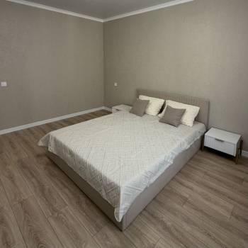 Продается 1-комнатная квартира, 42,8 м²