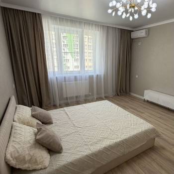 Продается 1-комнатная квартира, 42,8 м²