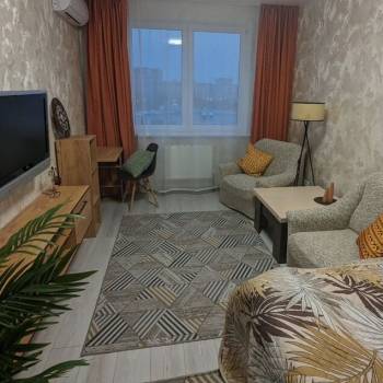 Сдается 1-комнатная квартира, 38 м²