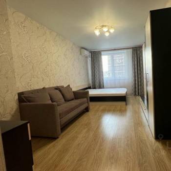 Сдается 1-комнатная квартира, 48 м²