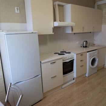 Сдается 1-комнатная квартира, 43 м²