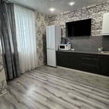 Сдается 1-комнатная квартира, 42,5 м²