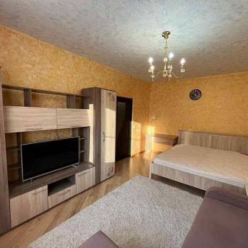 Сдается 1-комнатная квартира, 38 м²