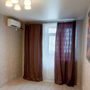 Продается 1-комнатная квартира, 41 м²