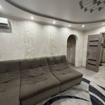 Продается Многокомнатная квартира, 81,4 м²