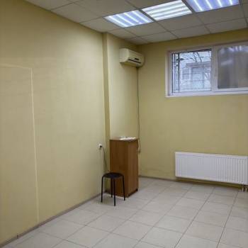 Сдается Нежилое помещение, 16 м²