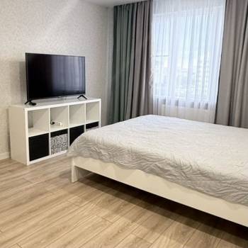 Сдается 1-комнатная квартира, 38 м²