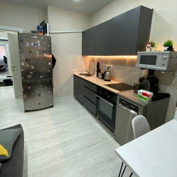 Продается 1-комнатная квартира, 45 м²