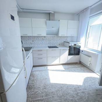 Продается 2-х комнатная квартира, 58 м²