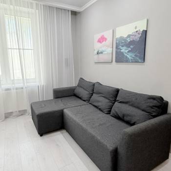 Продается 1-комнатная квартира, 43 м²