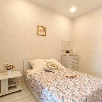Продается 1-комнатная квартира, 30 м²