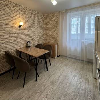 Сдается 1-комнатная квартира, 39,8 м²