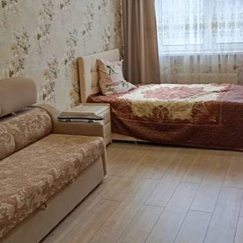Сдается 1-комнатная квартира, 40 м²
