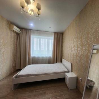 Сдается 1-комнатная квартира, 39 м²