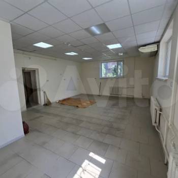 Сдается Нежилое помещение, 100 м²