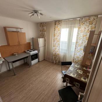 Сдается 1-комнатная квартира, 39,5 м²