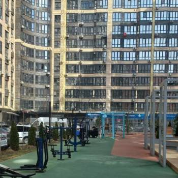 Сдается 1-комнатная квартира, 42 м²