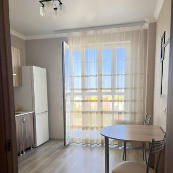 Сдается 1-комнатная квартира, 37 м²