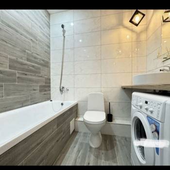 Продается 1-комнатная квартира, 35 м²