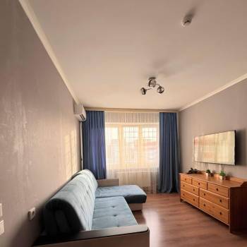 Сдается 1-комнатная квартира, 36,4 м²