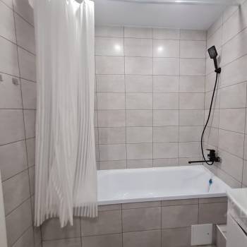 Сдается 1-комнатная квартира, 42,4 м²