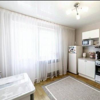 Сдается 1-комнатная квартира, 38 м²