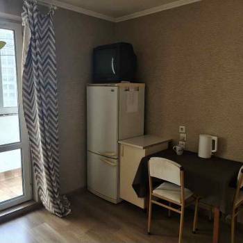 Сдается 1-комнатная квартира, 38 м²