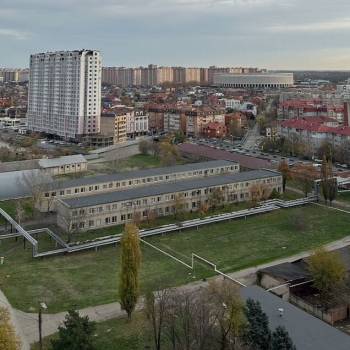 Продается 1-комнатная квартира, 82 м²