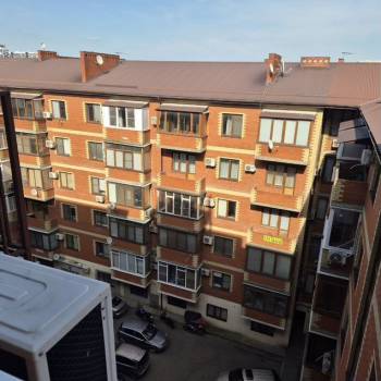 Продается 1-комнатная квартира, 47,7 м²