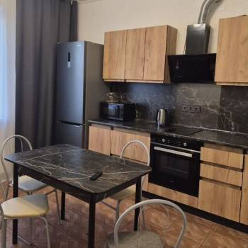 Продается 1-комнатная квартира, 47,7 м²