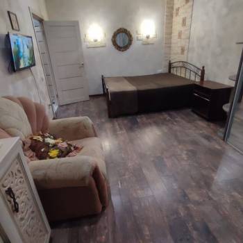 Продается 1-комнатная квартира, 42 м²