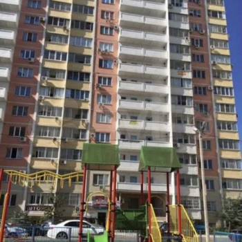 Продается 1-комнатная квартира, 40 м²