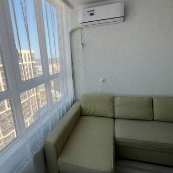 Сдается 1-комнатная квартира, 38 м²