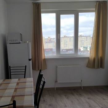 Сдается 1-комнатная квартира, 38 м²