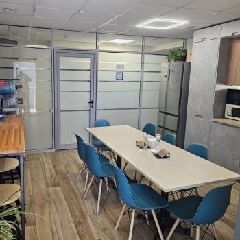 Сдается Офис, 422 м²