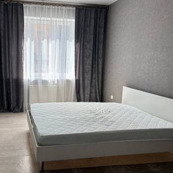 Сдается 1-комнатная квартира, 39 м²