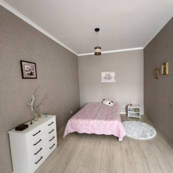 Продается 1-комнатная квартира, 40 м²