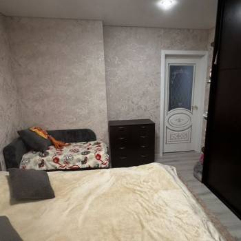 Продается 1-комнатная квартира, 33 м²