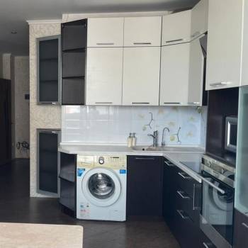 Продается 1-комнатная квартира, 44 м²