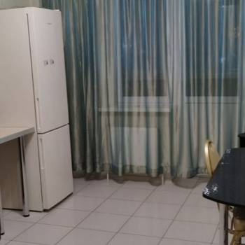Сдается 1-комнатная квартира, 42 м²