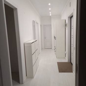 Сдается Многокомнатная квартира, 79,3 м²