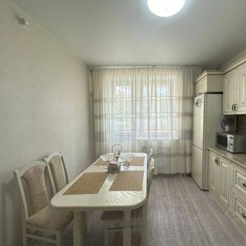 Сдается 2-х комнатная квартира, 58 м²