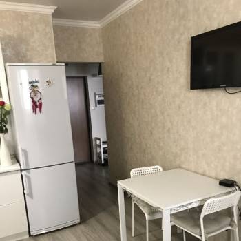 Продается 1-комнатная квартира, 42,6 м²