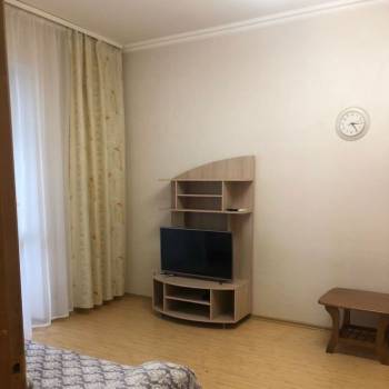 Сдается 1-комнатная квартира, 52 м²