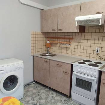Сдается 1-комнатная квартира, 41 м²