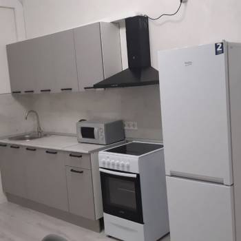 Сдается 1-комнатная квартира, 42 м²